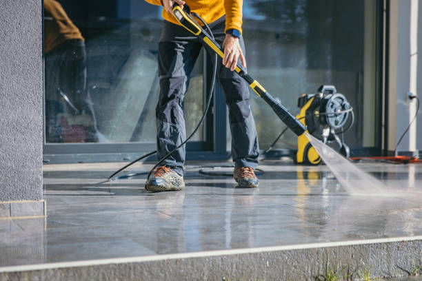 Best Deck Pressure Washing  in Grosse Pointe Farms, MI