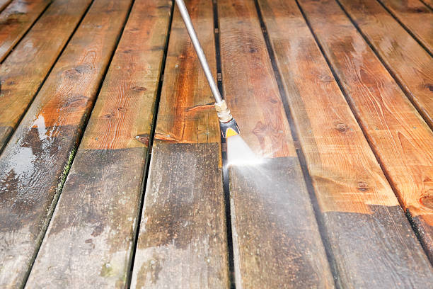 Why Choose Our Certified Pressure Washing Experts for Your Project Needs in Grosse Pointe Farms, MI?